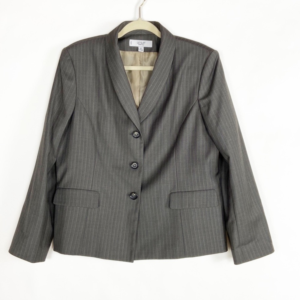 Le Suit Gray Tan Pinstripe Long Sleeve Lined Button Front Blazer Suit Jacket